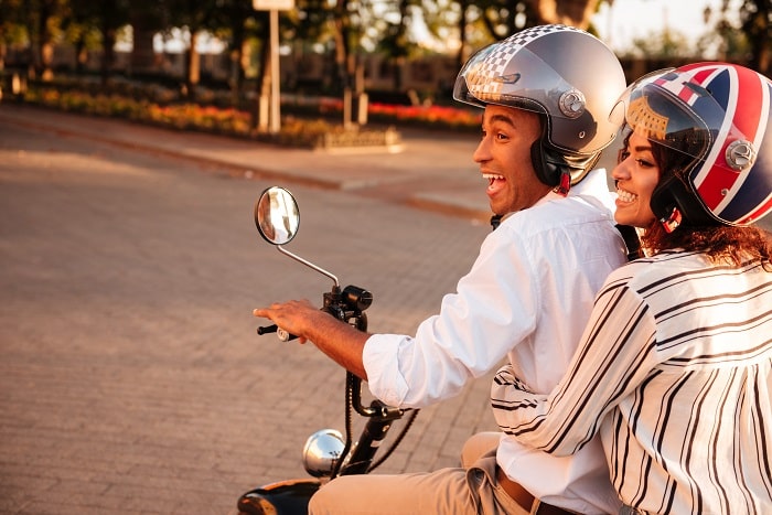 do motorcycle helmets really save lives